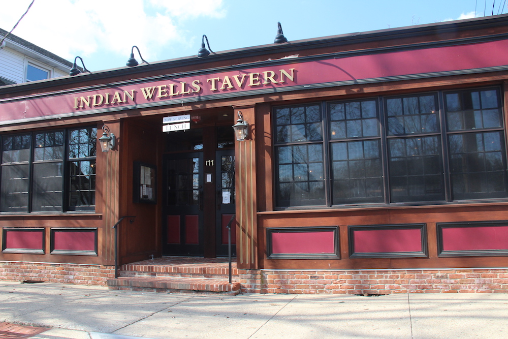 Indian Wells Tavern Is Sold | The East Hampton Star
